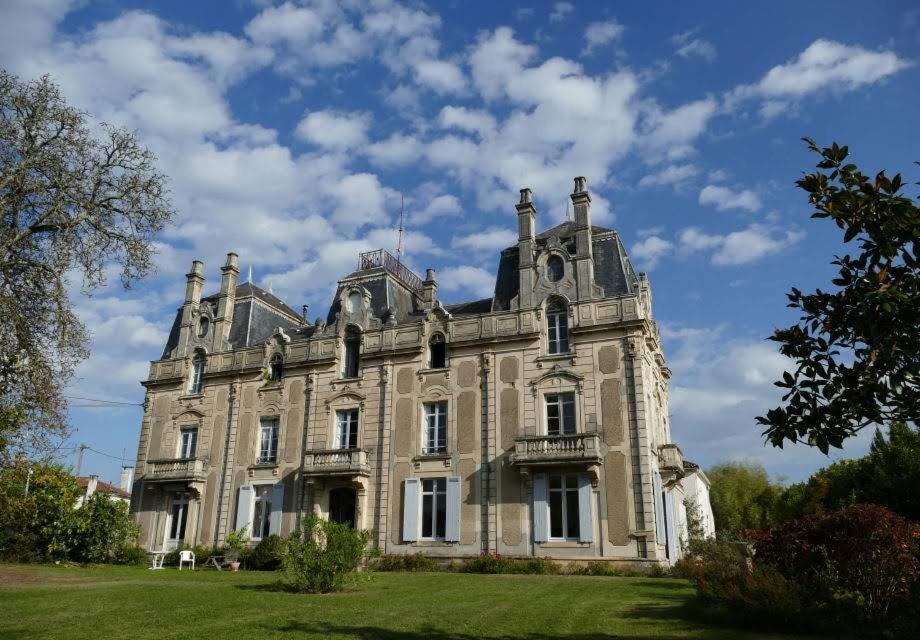 Chateau Saint Vincent Hotel Bazas Exterior photo